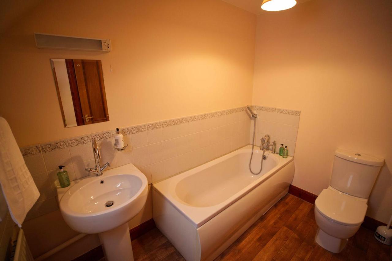 Hotel Woodlands House With Hot Tub à Ballachulish Extérieur photo