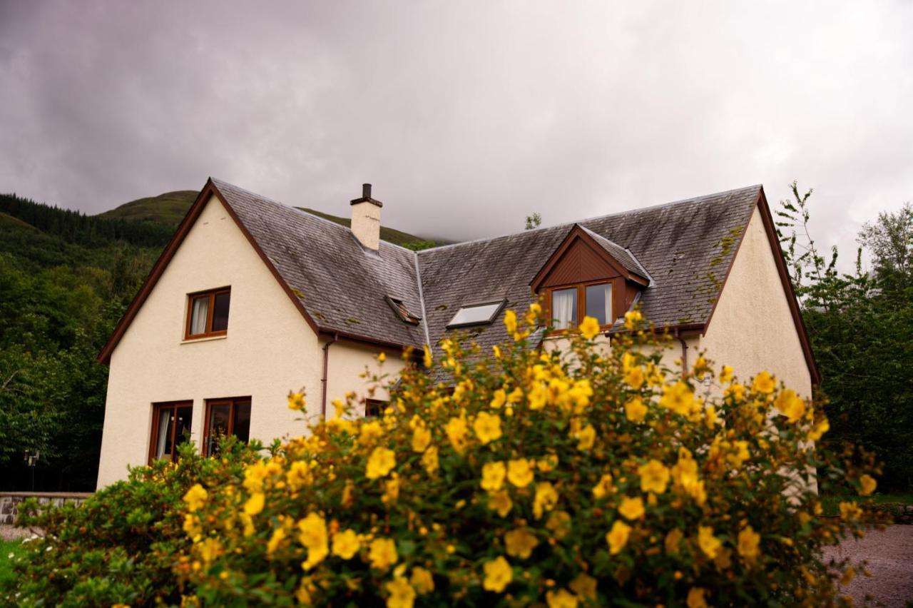Hotel Woodlands House With Hot Tub à Ballachulish Extérieur photo