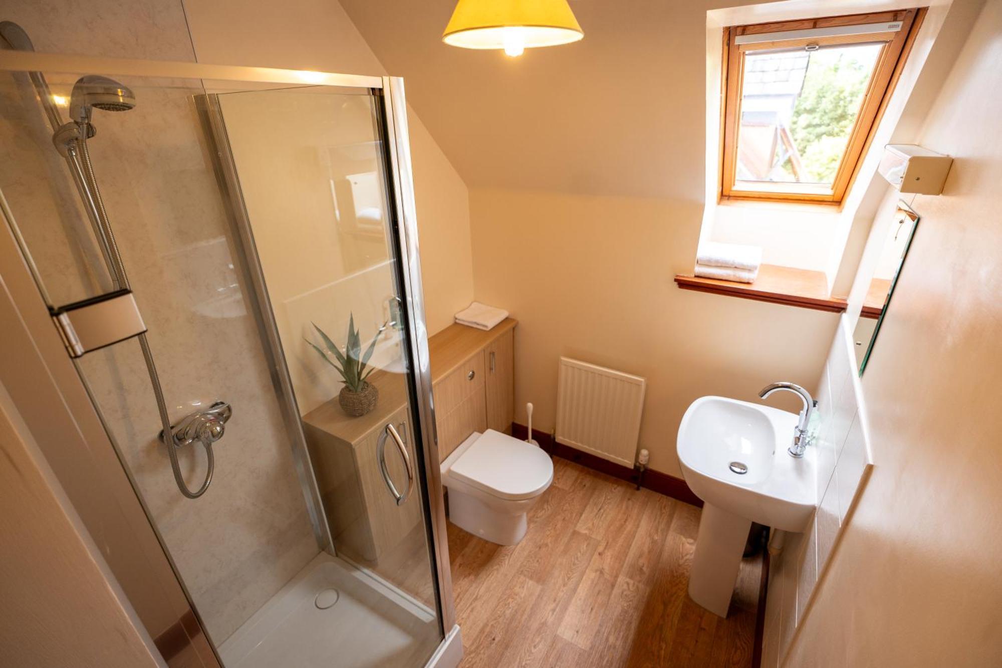 Hotel Woodlands House With Hot Tub à Ballachulish Extérieur photo